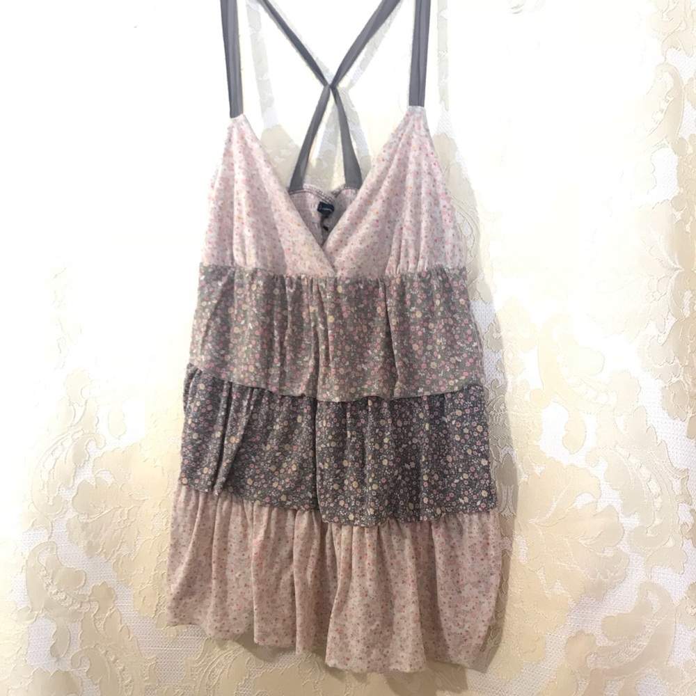Amercian Eagle Outfitter ruffled top